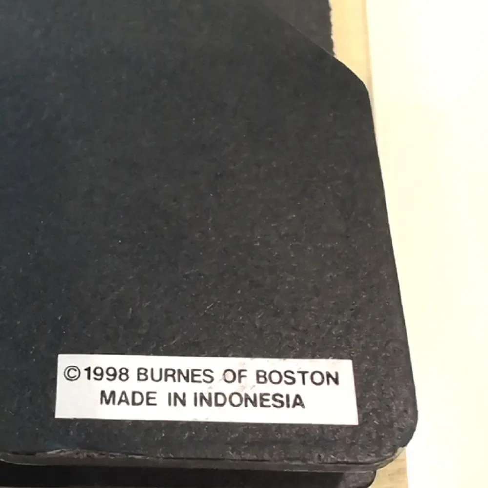 Vintage 1998 Burnes of Boston Cottage Green Embossed Floral Photo Picture Frame